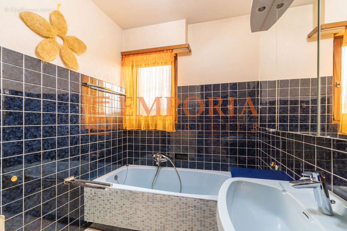 Maison 148 m² à Cernay  - photo 9