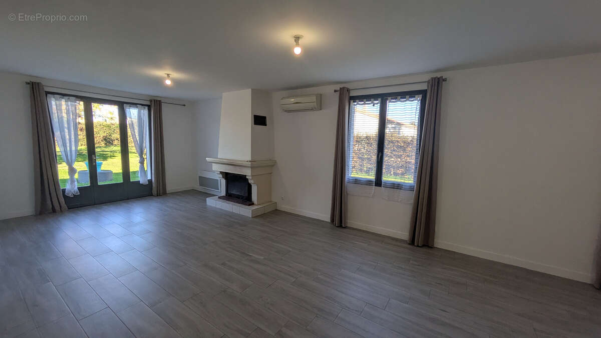 Plain pied -  4 chambres - FRESSINES - - photo 4