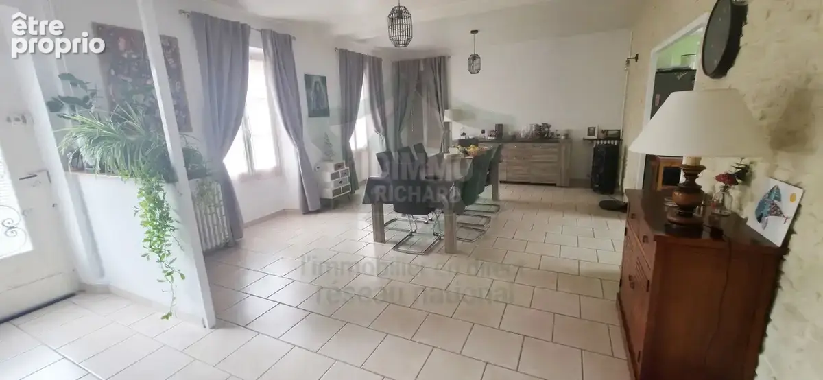Maison de maître à vendre à Corbeilles-en-Gâtinais (45490)   214 m2, 5 chambres - photo 3
