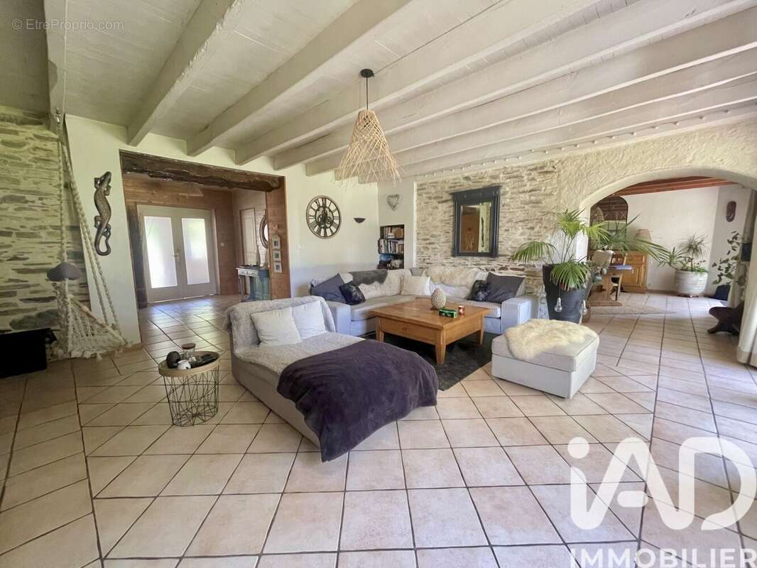 Photo 2 - Maison à HERIC