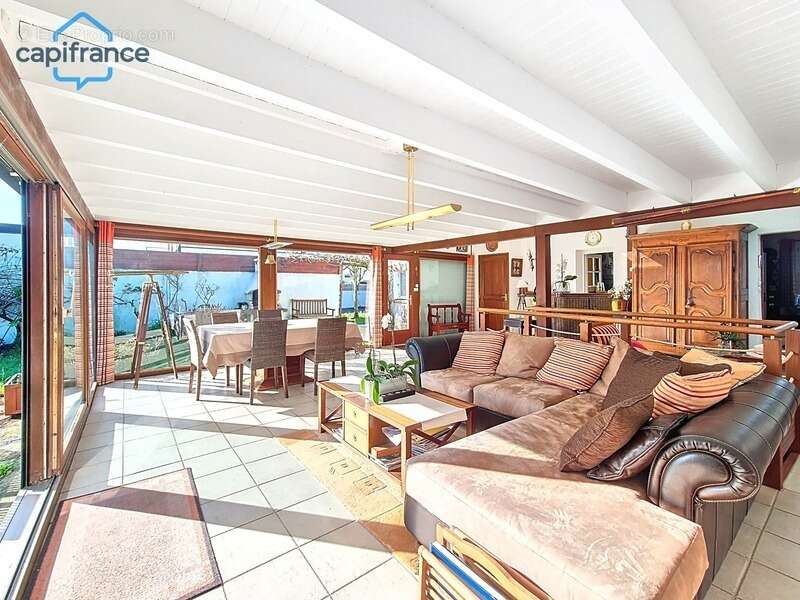 Maison à PLOUGONVELIN