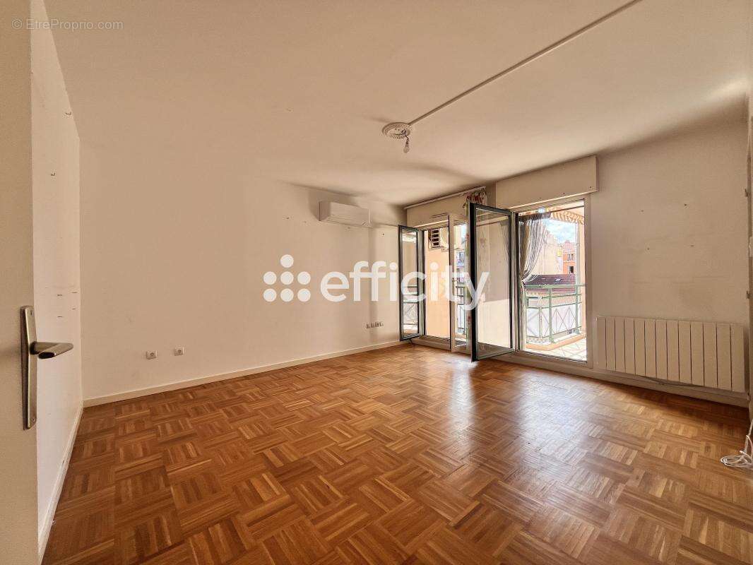 Appartement à LYON-1E