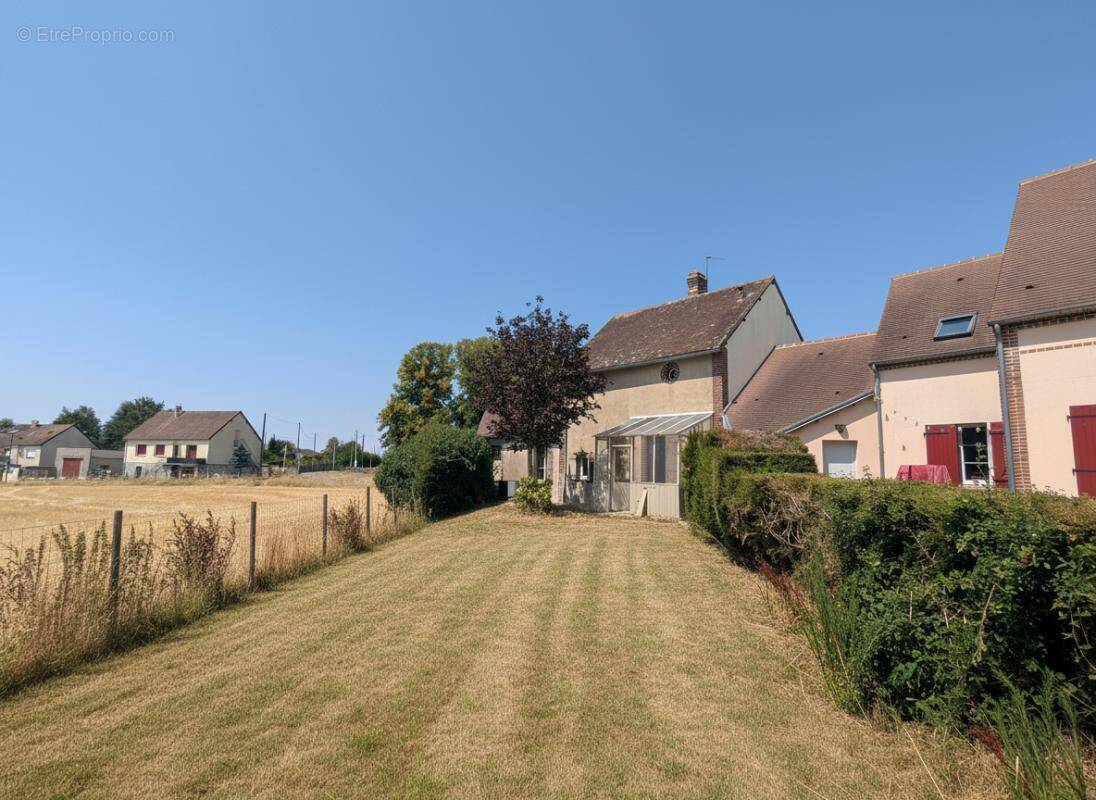Maison à SAINT-DENIS-D'AUTHOU