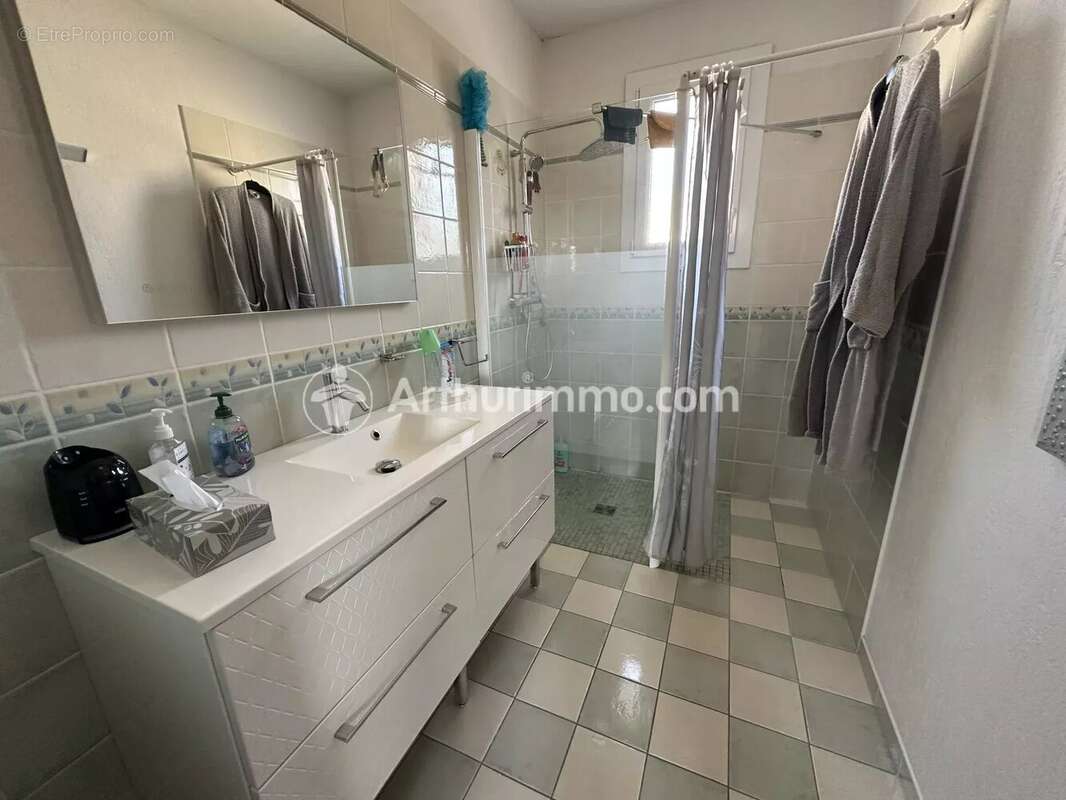 Maison à SAINT-ASTIER