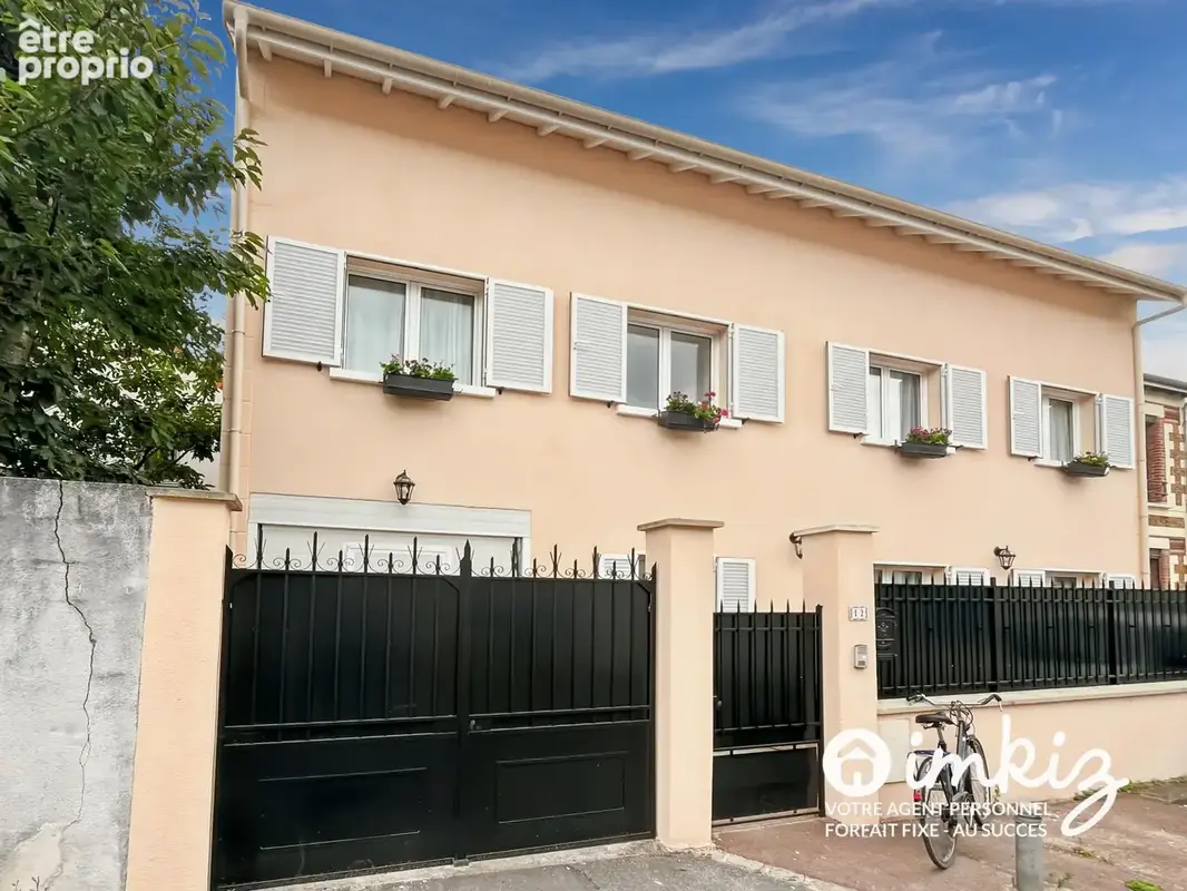 Maison de 228 m2 + dépendances  de 28  m2 - photo 3