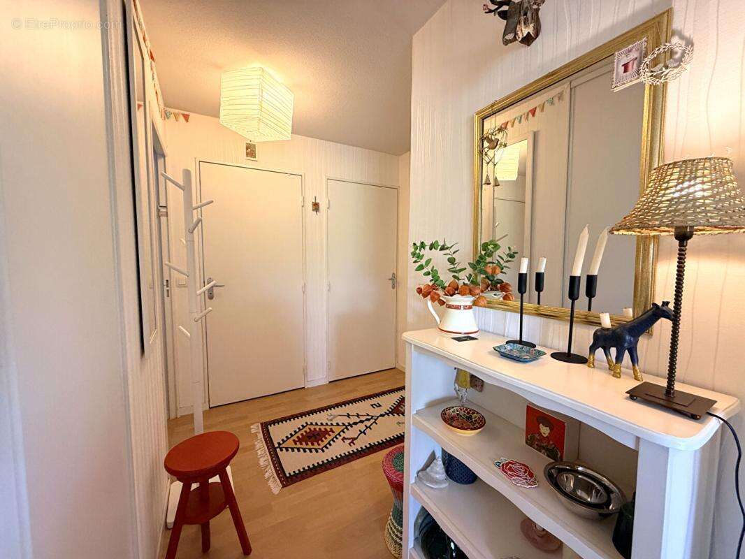 LOUIS - Appartement T3 - Cocon de lumière et de douceur à Auray - photo 2