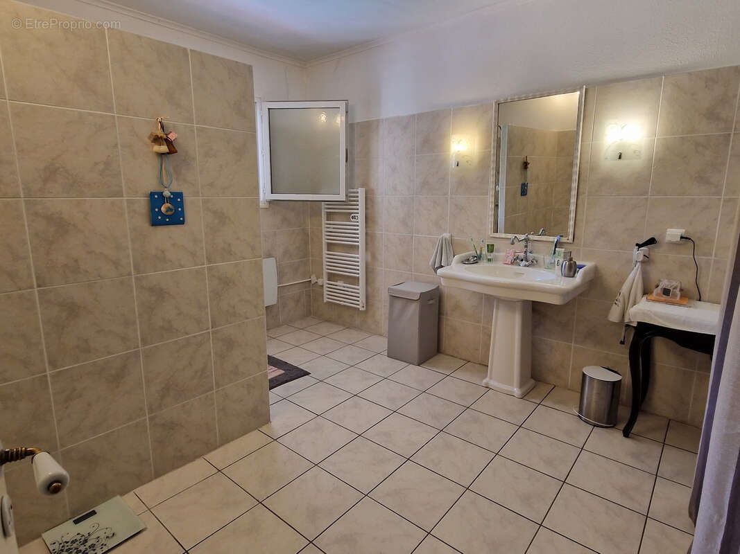 Maison à SAINT-CHRISTOL-LES-ALES