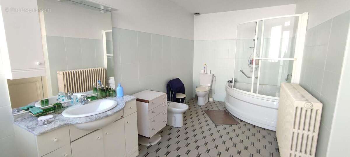 Maison à VIC-EN-BIGORRE