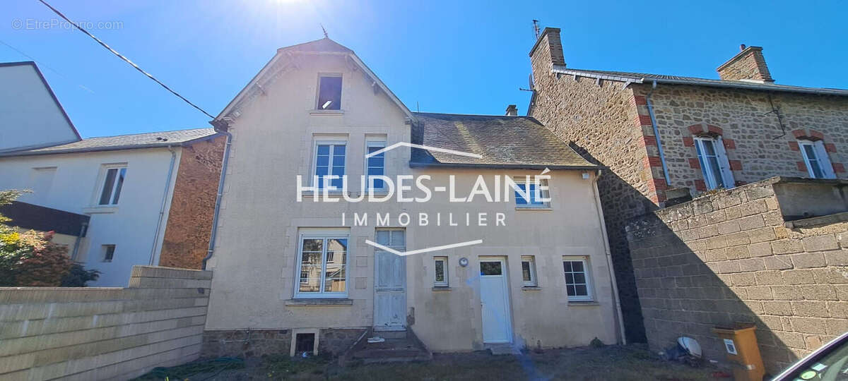 Maison à ISIGNY-LE-BUAT