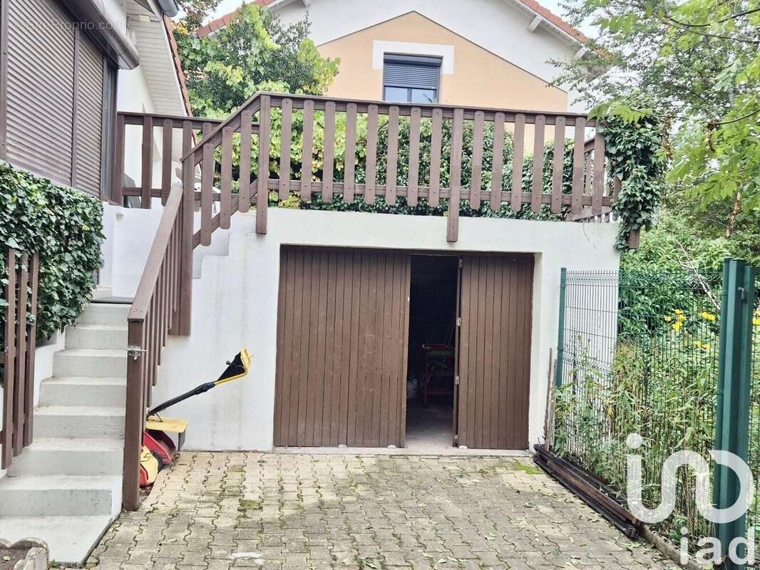 Photo 3 - Maison à SAINT-ETIENNE