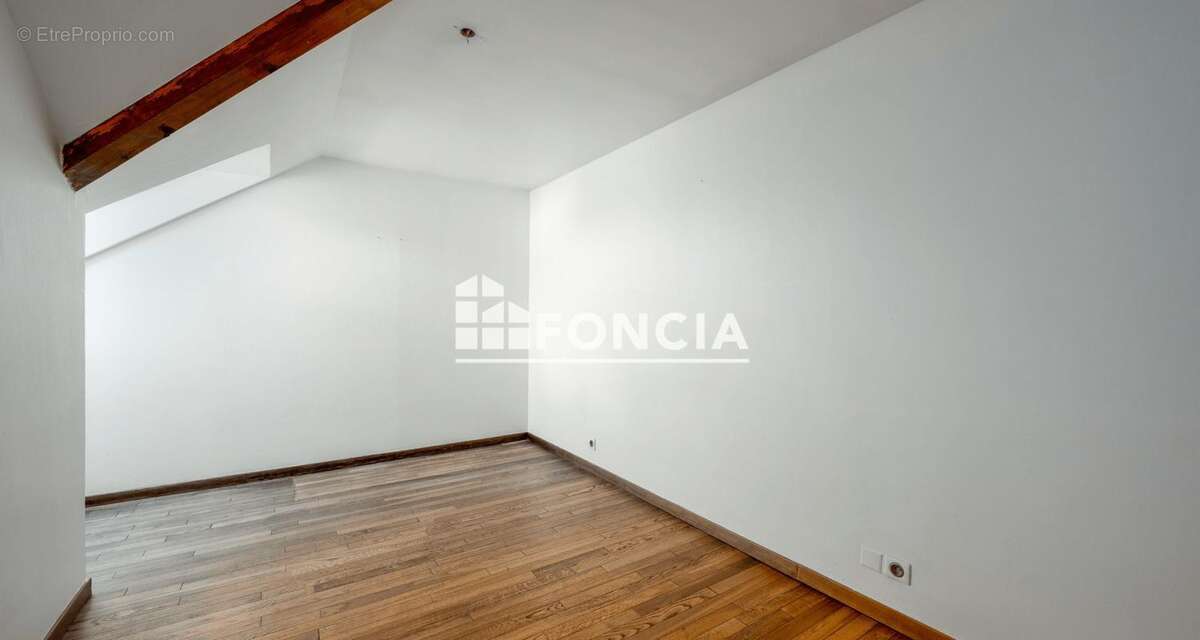 Brie comte robert appartement f3 en duplex dans superbe residence - photo 6