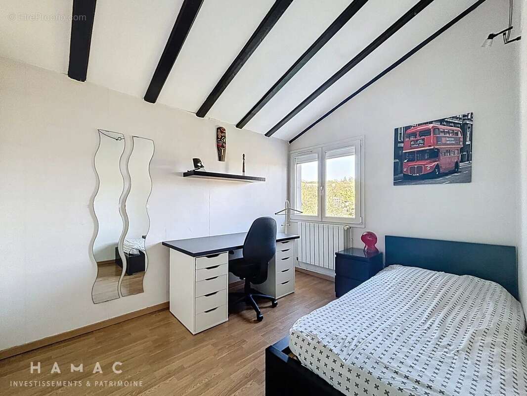 Maison à SAINTE-FOY-LES-LYON