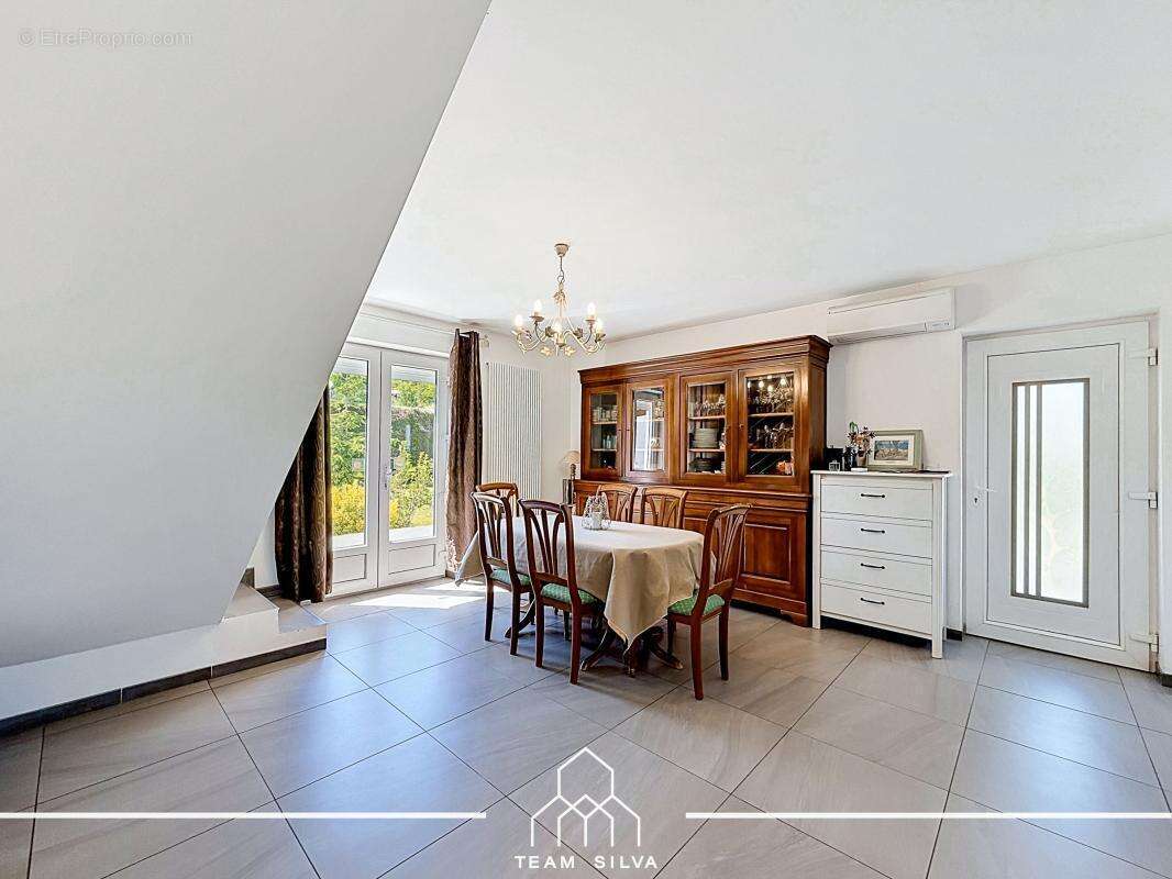 Maison 125 m² à Ternay  - photo 30