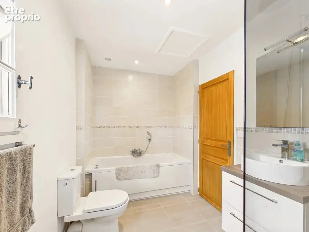 Maison en pierre de caractère comprenant 3 chambres, avec jardin à proximité de Duras - photo 8