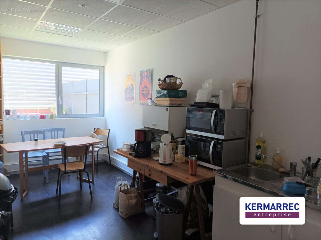Commerce 225 m² à Vern-Sur-Seiche  - photo 7