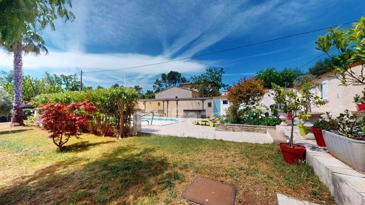 Maison à vendre 5 pièces GAREOULT (83) - photo 7
