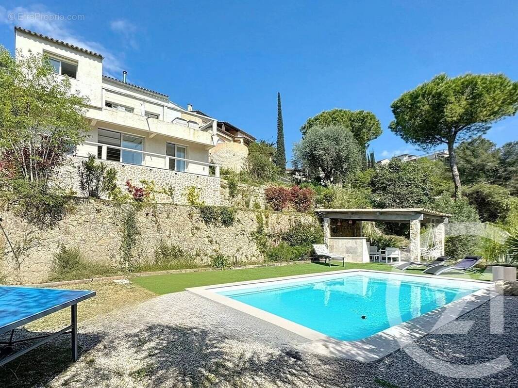 Maison à MOUGINS