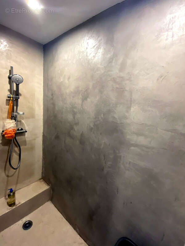 Maison à CRAPONNE-SUR-ARZON