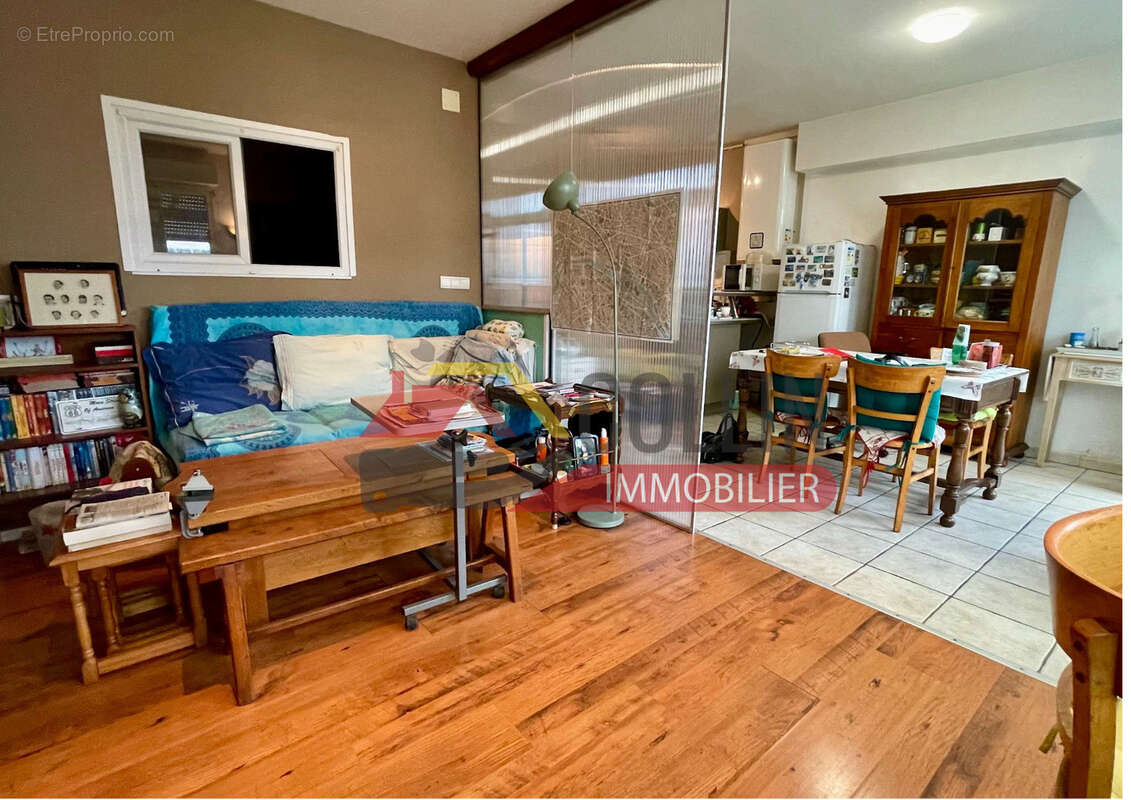 Appartement en Rez-de-chaussée, type F4 -véranda - jardin - photo 3