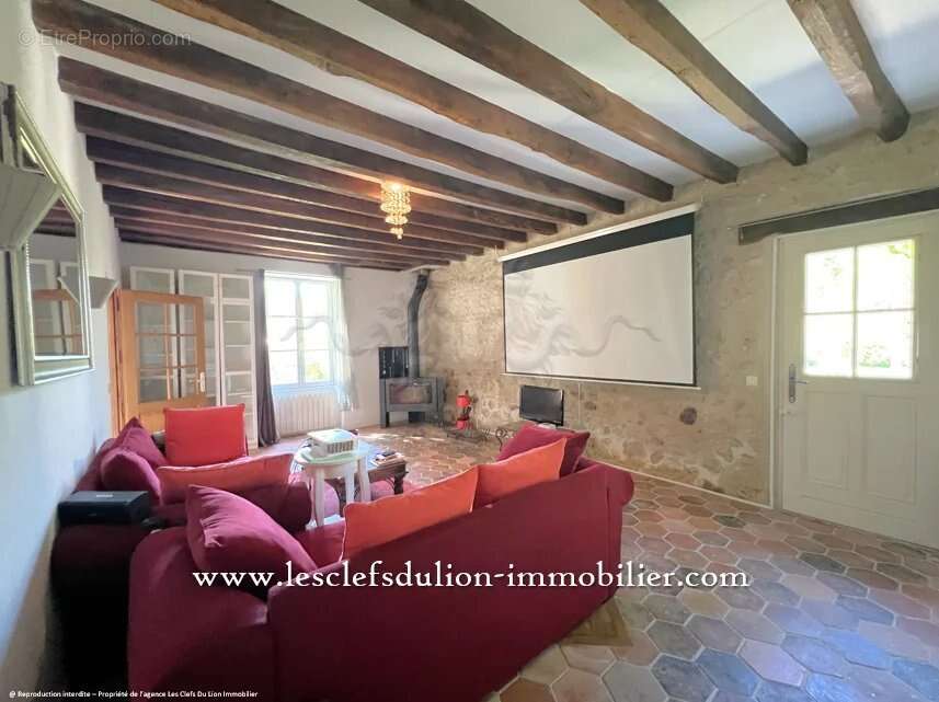 Maison à ECUELLES