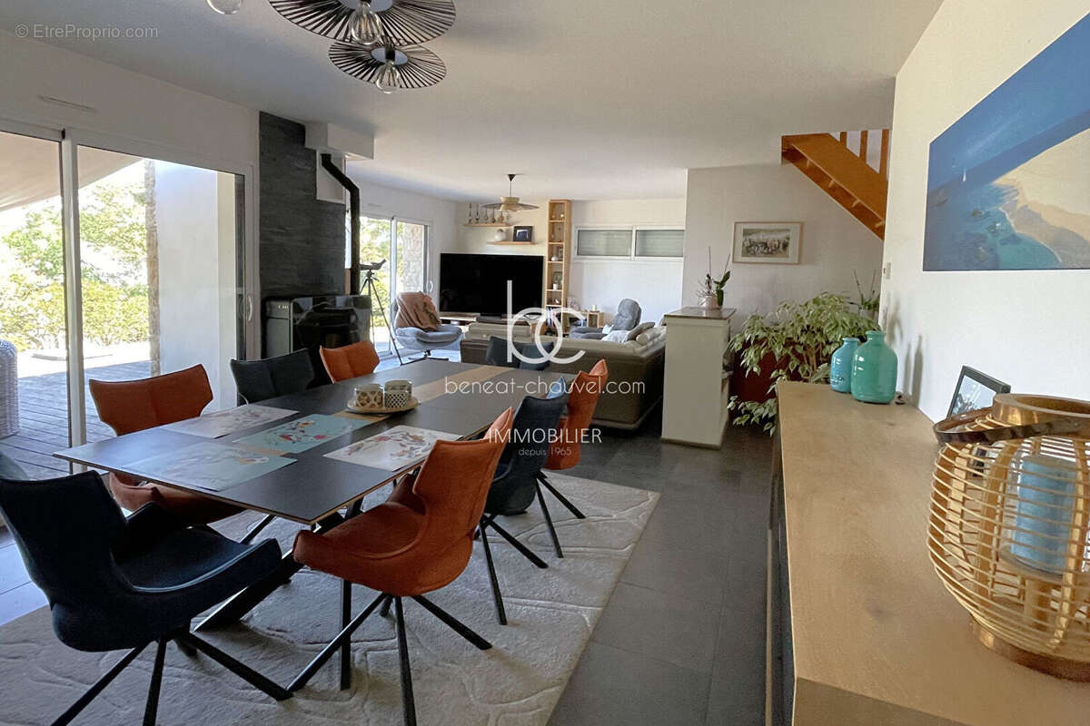Vue imprenable golfe - maison avec piscine - photo 6