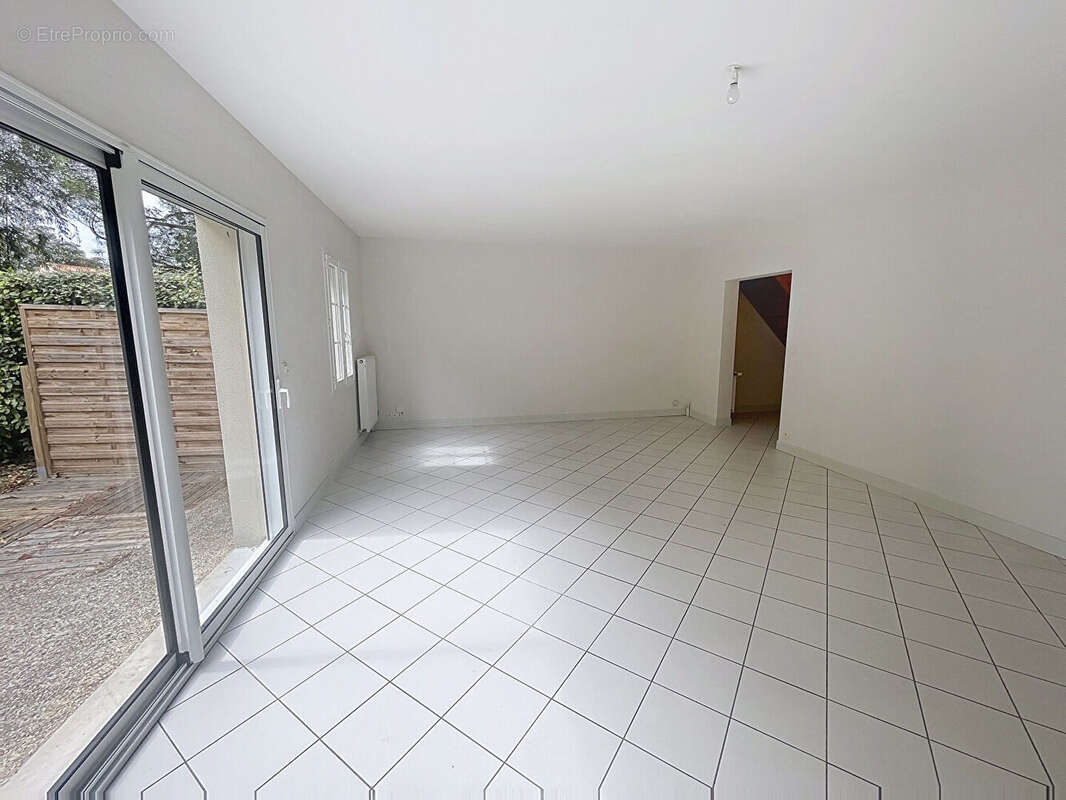 Maison à SAINT-XANDRE