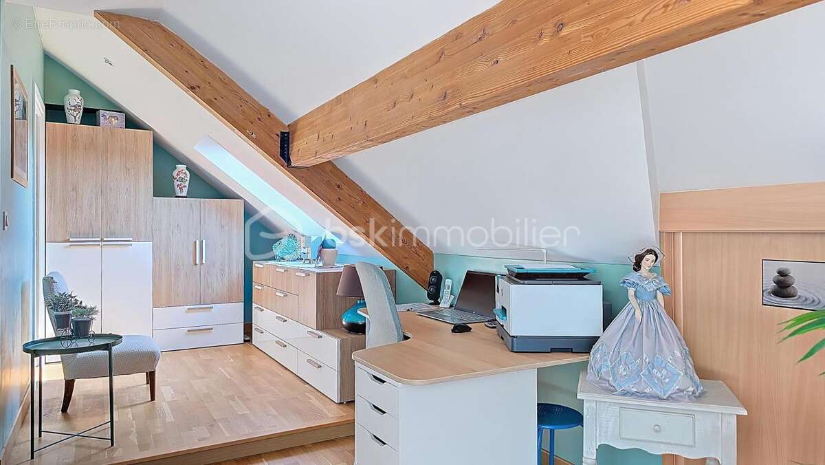 Appartement à CHEVRY-COSSIGNY