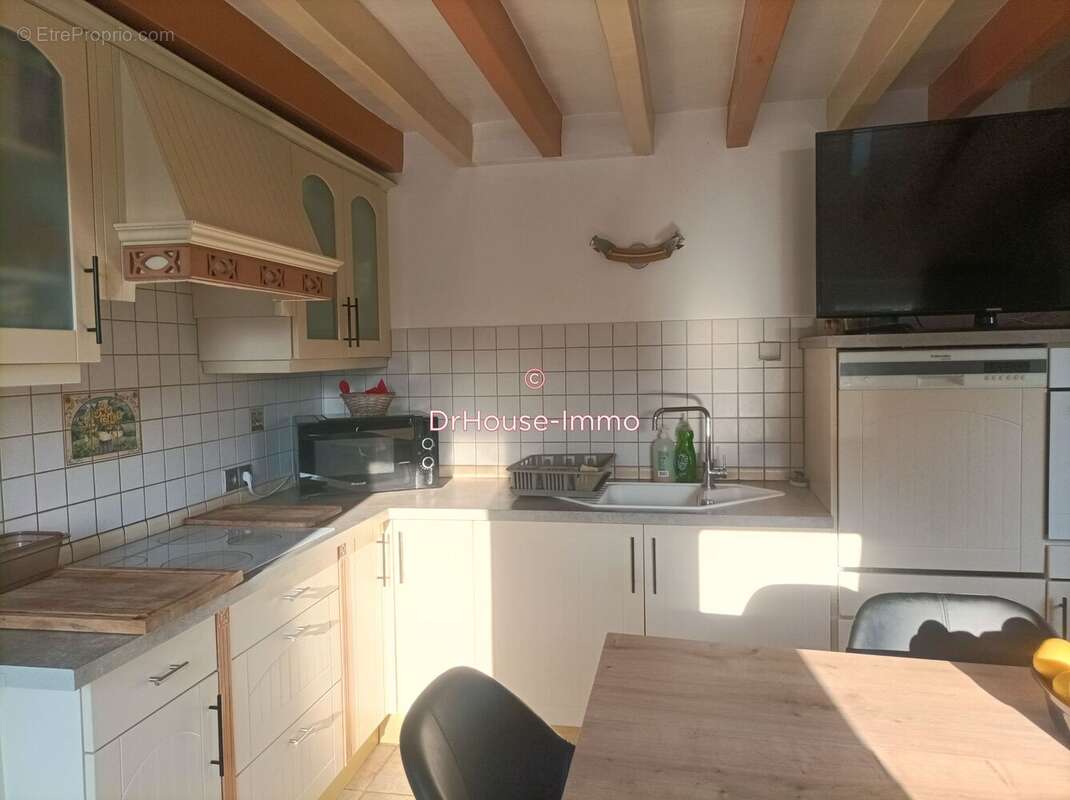 Maison à LA SELLE-SUR-LE-BIED