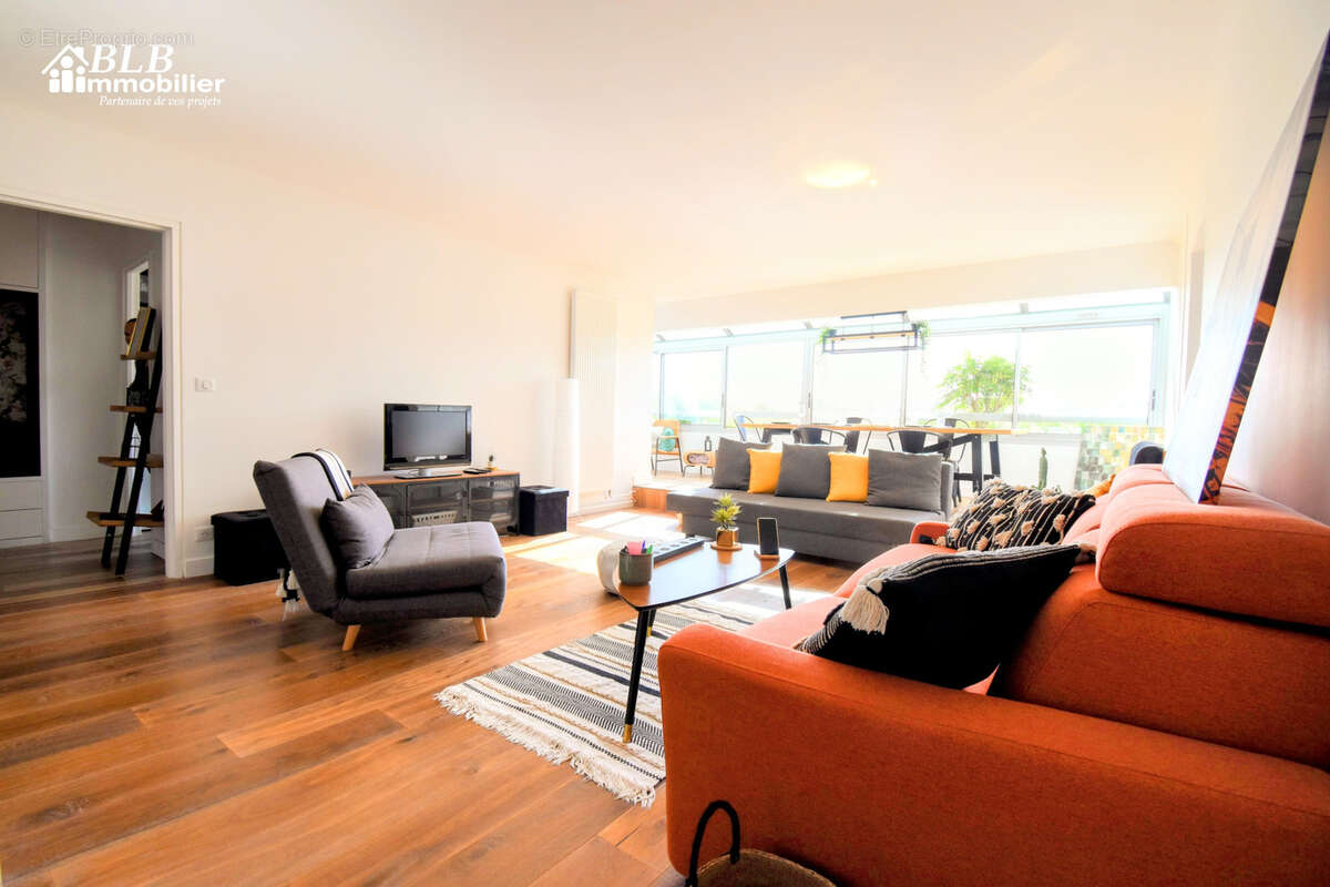 Appartement à ELANCOURT