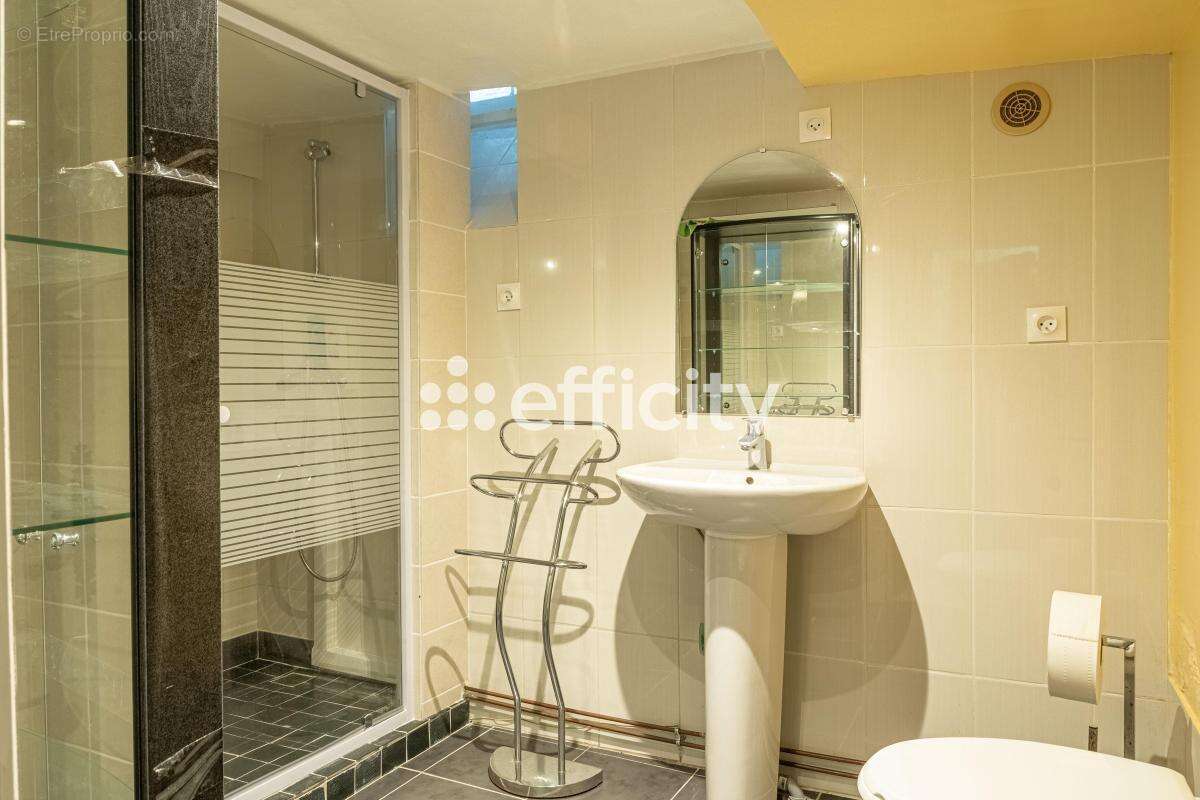 Maison 100 m² à Villeneuve-Saint-Georges  - photo 10