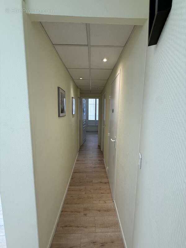 Commerce à MARSEILLE-12E