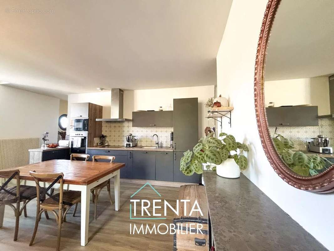 Appartement à VOIRON