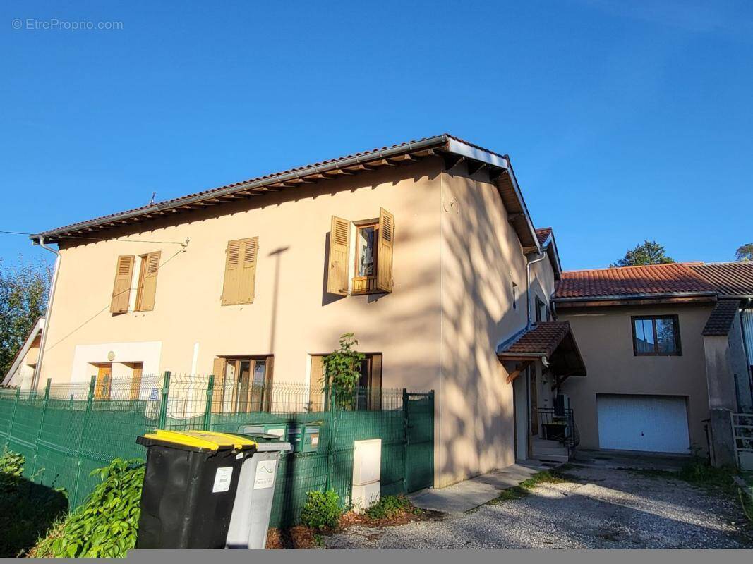 Appartement à SAINT-JEAN-DE-NIOST