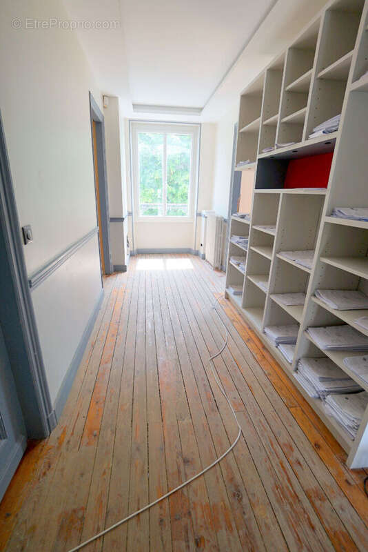 Maison à MEZIERES-SUR-SEINE