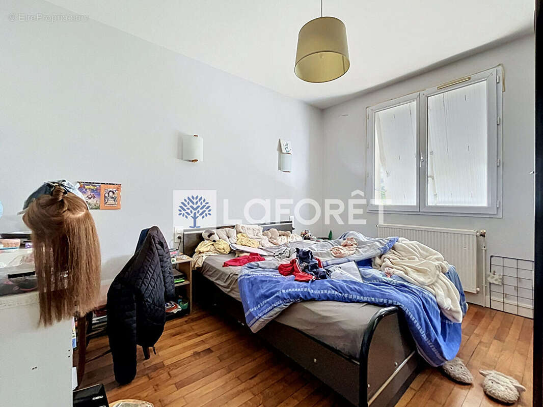 Maison Chatillon Sur Thouet 4 pièce(s) 108m2 - photo 5