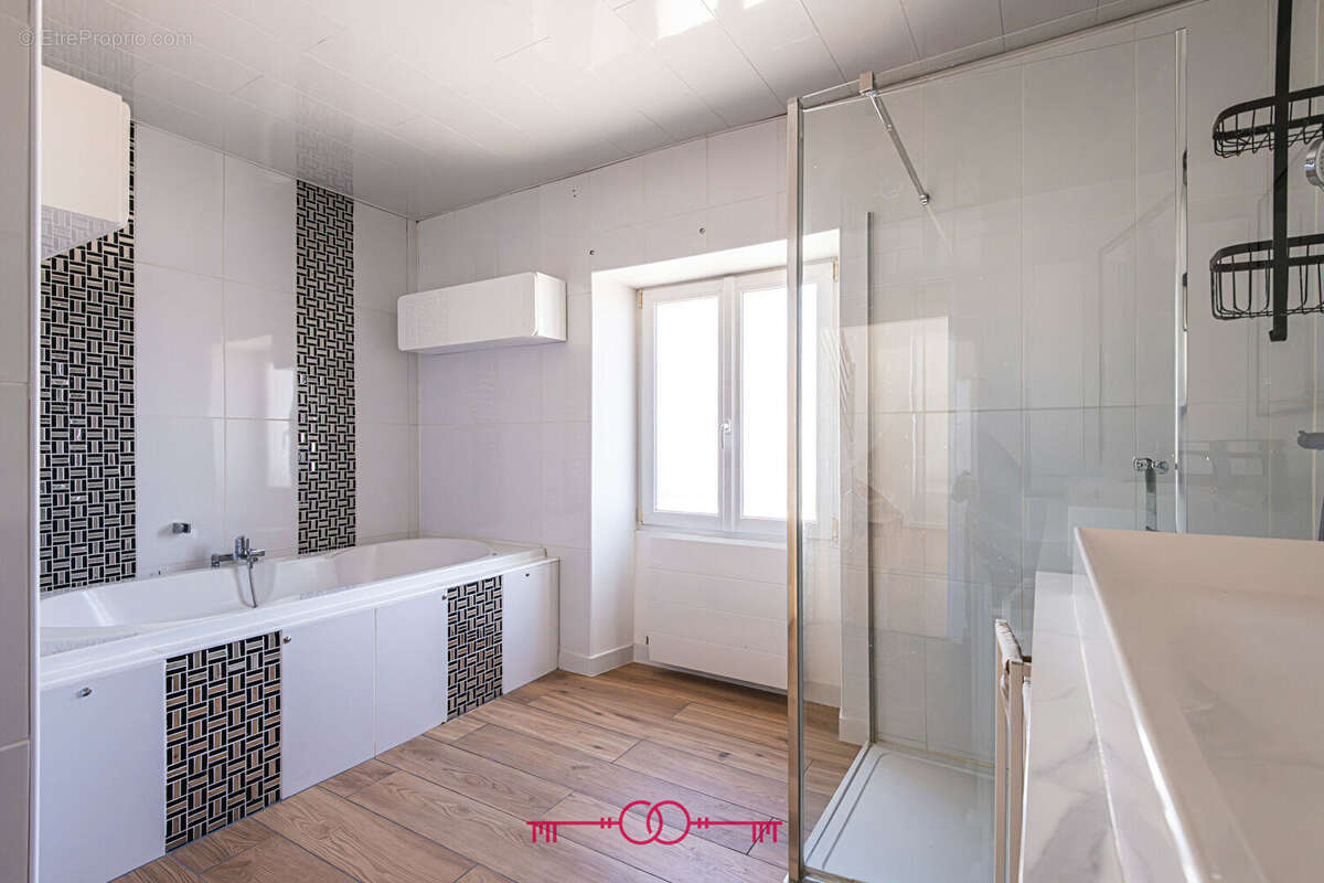 Maison à BEAUMONT-SUR-VESLE