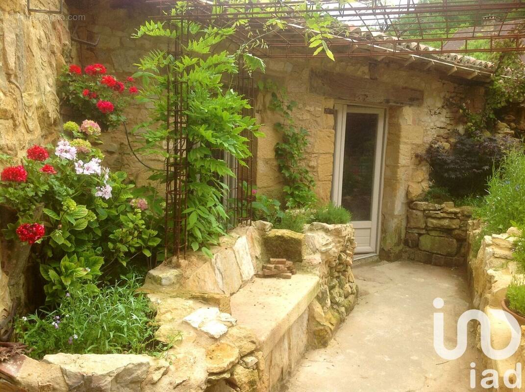 Photo 1 - Maison à SAINT-POMPONT