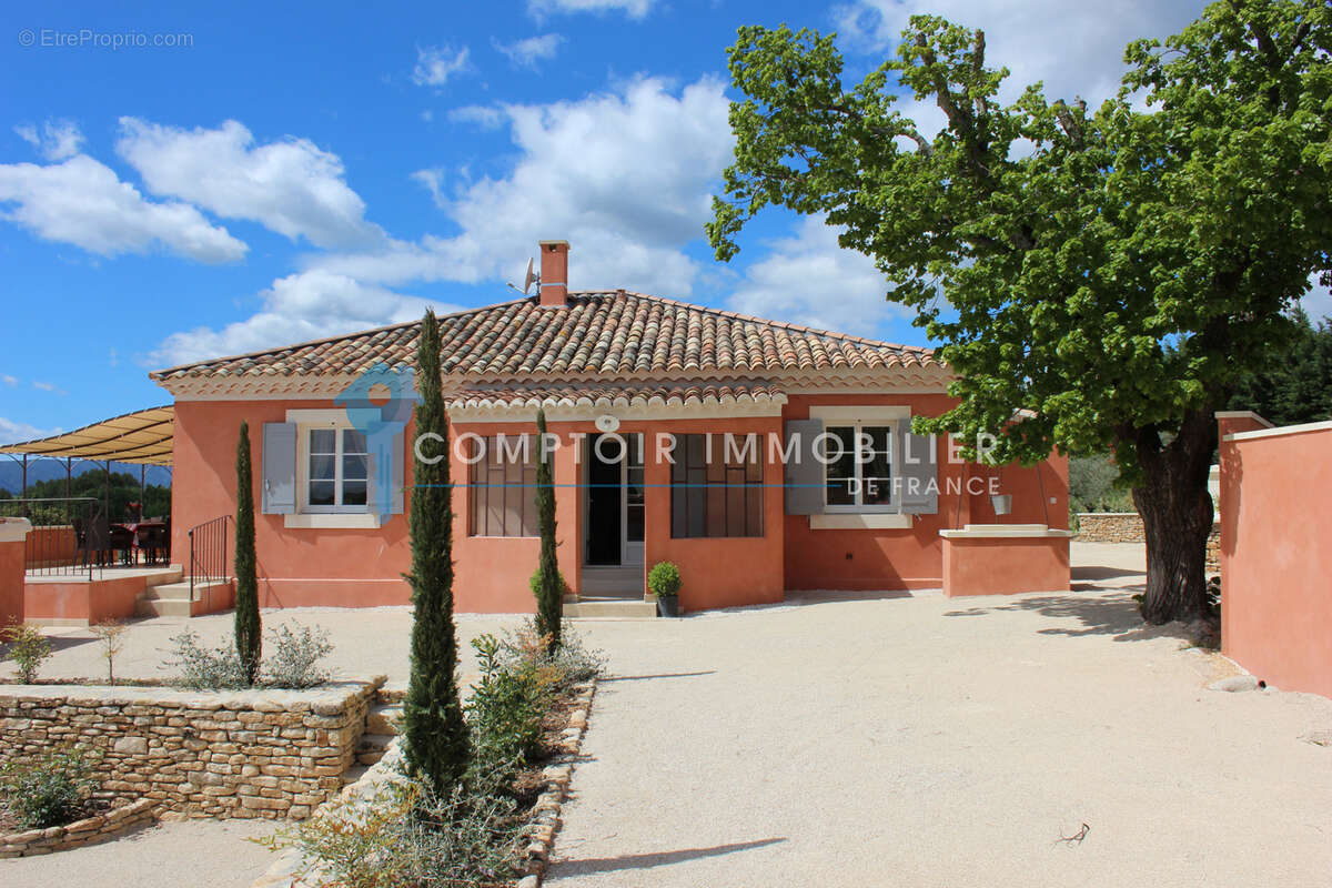Maison à ROUSSILLON