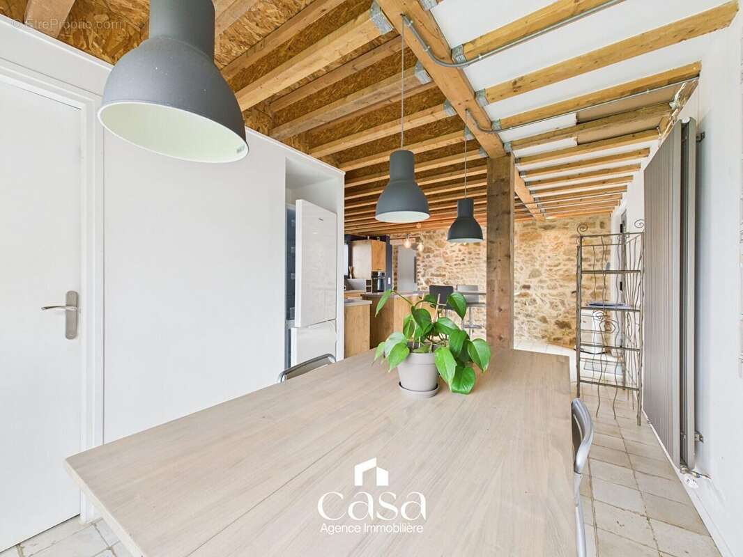 Maison à SAINT-PIERRE-DU-BU