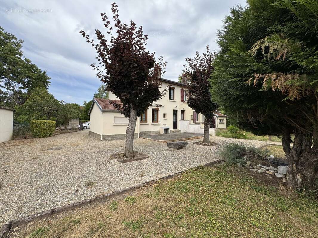 Maison 78 m² à Tavaux  - photo 2