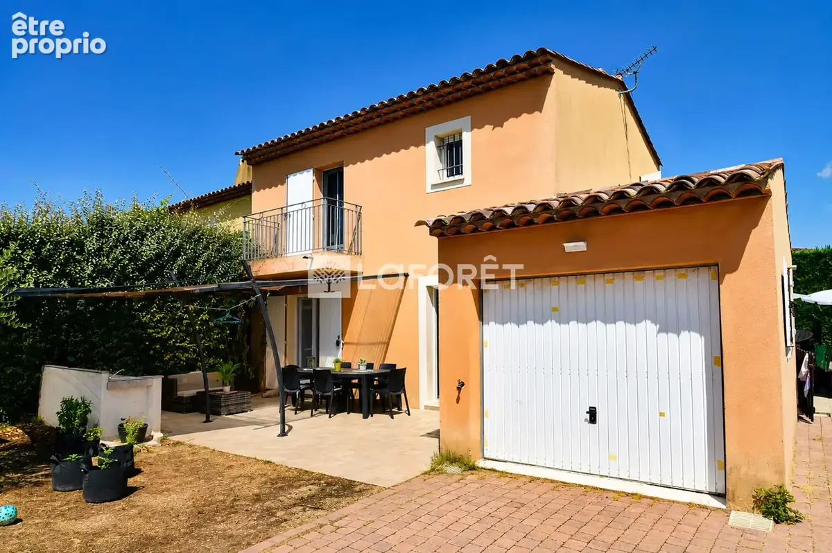 Maison à FAYENCE