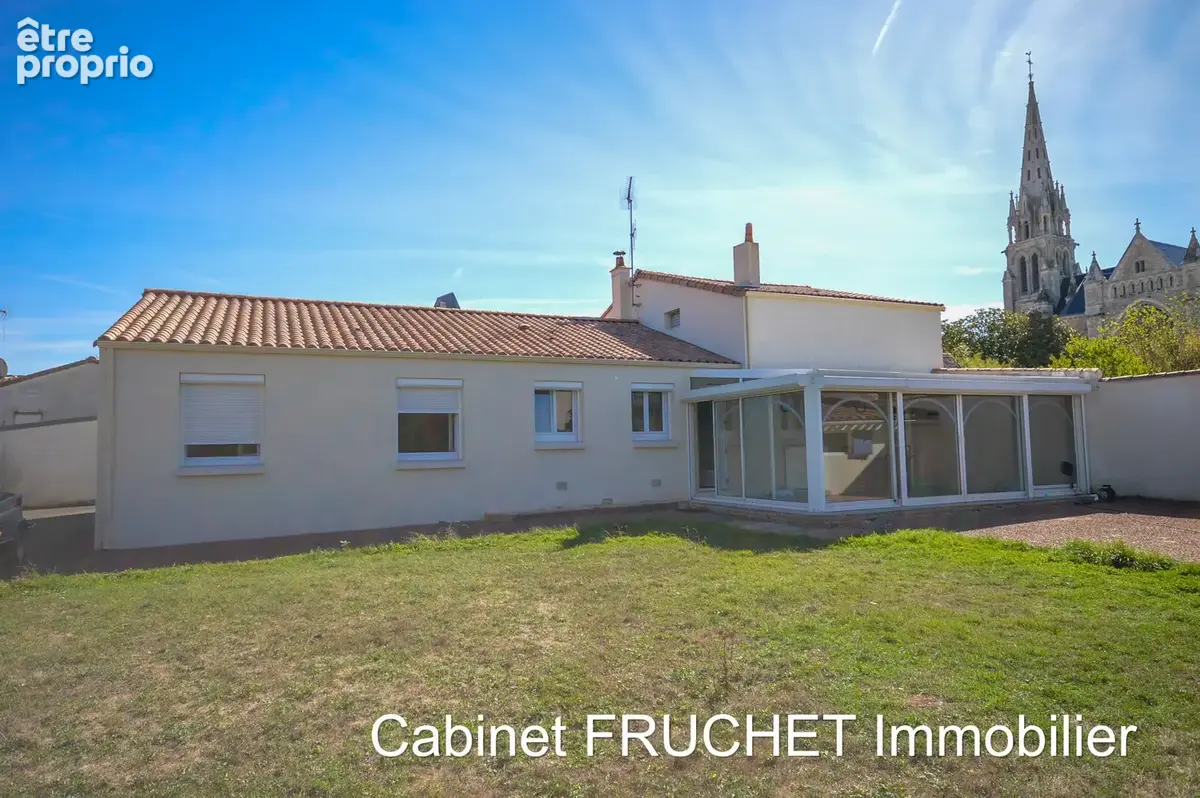 Maison à SAINTE-CECILE