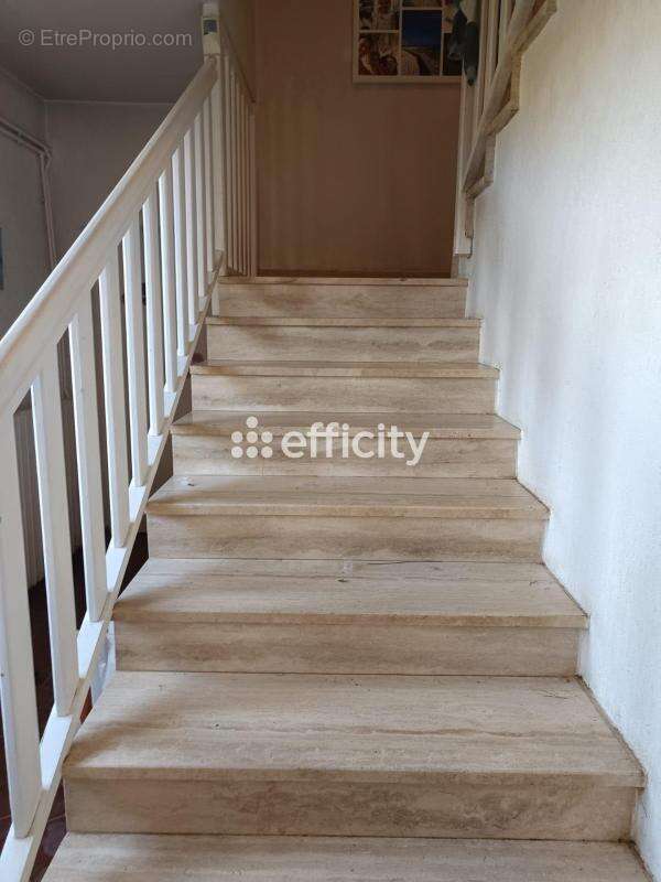 Maison à CONGE-SUR-ORNE