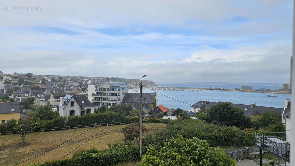Maison à CAMARET-SUR-MER