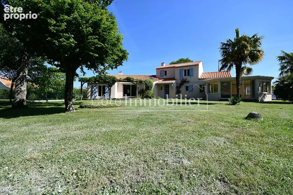 Maison à BOUAYE