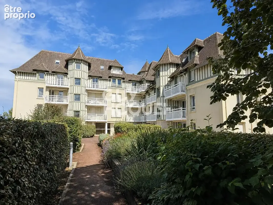 Appartement à TOURGEVILLE