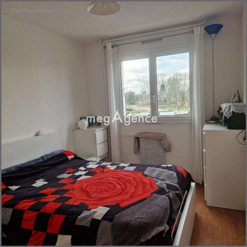 Appartement à VAULX-EN-VELIN