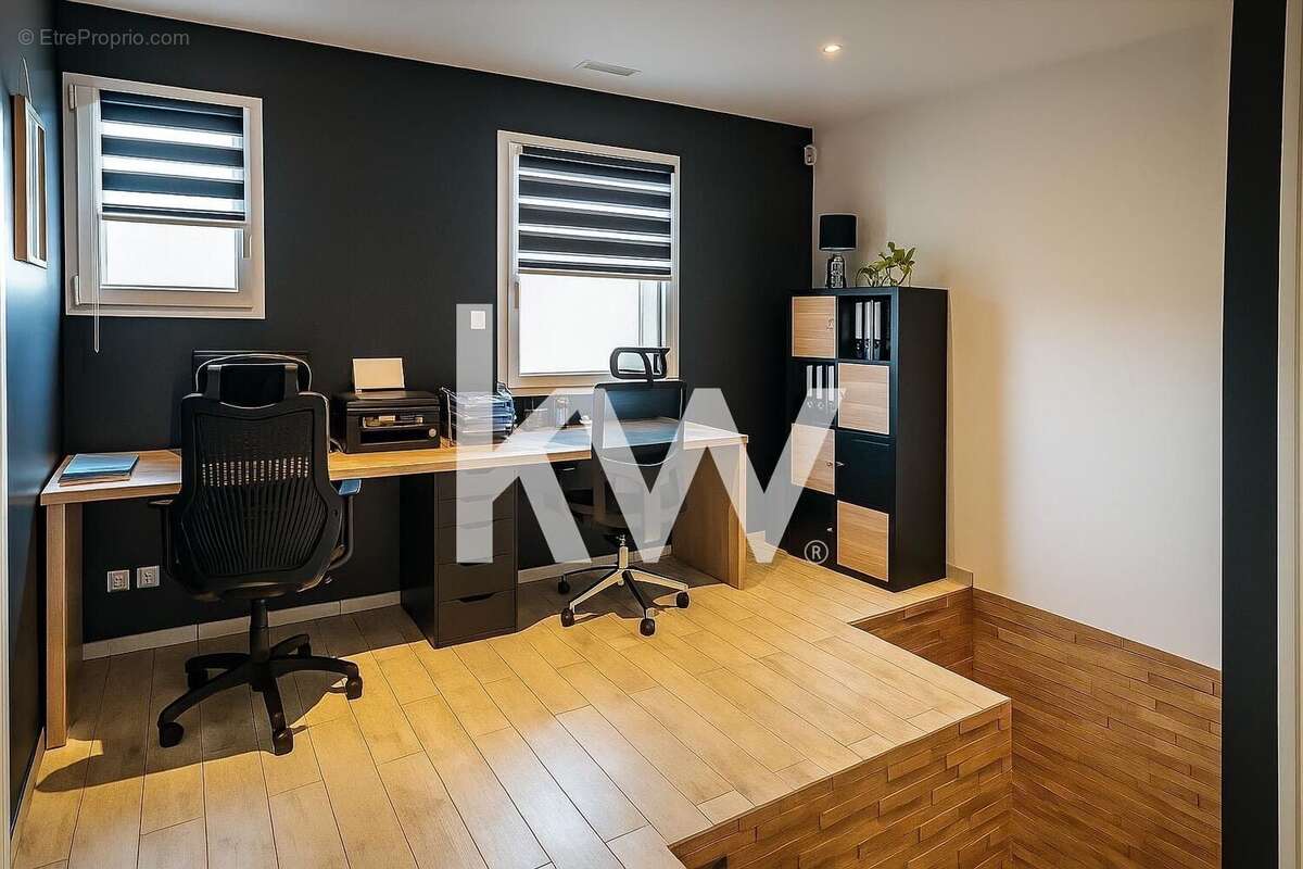 Maison à L&#039;ISLE-SUR-LA-SORGUE