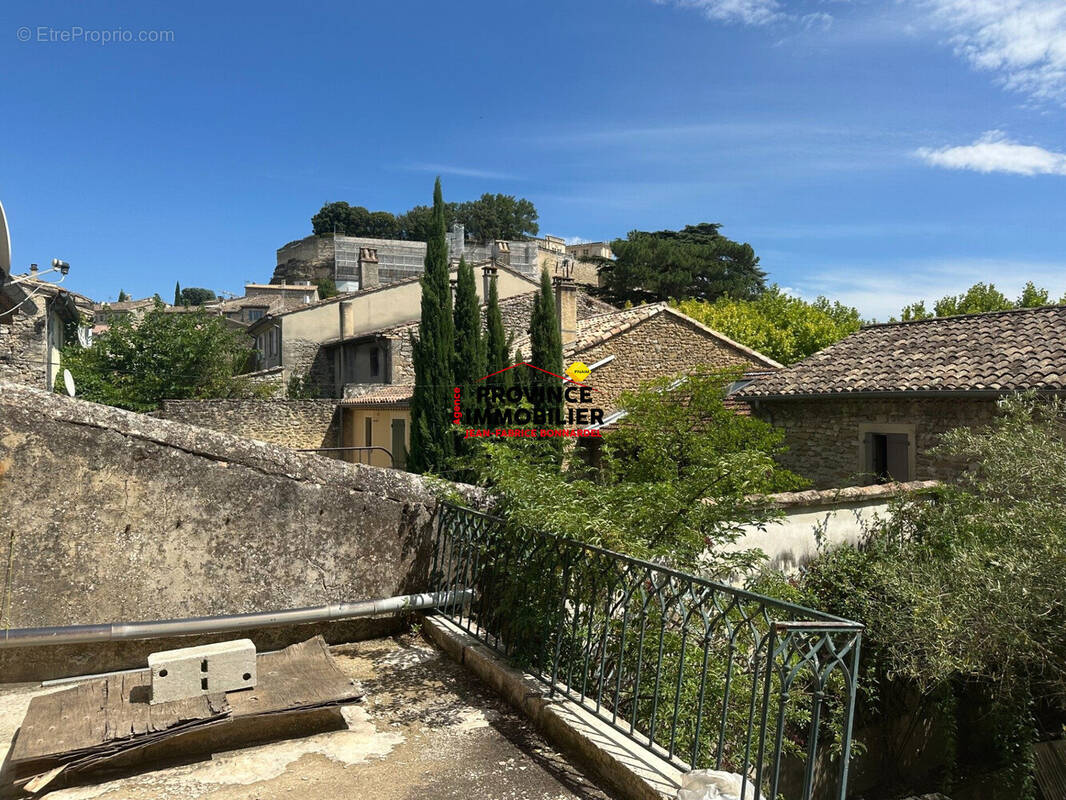 Maison à GRIGNAN