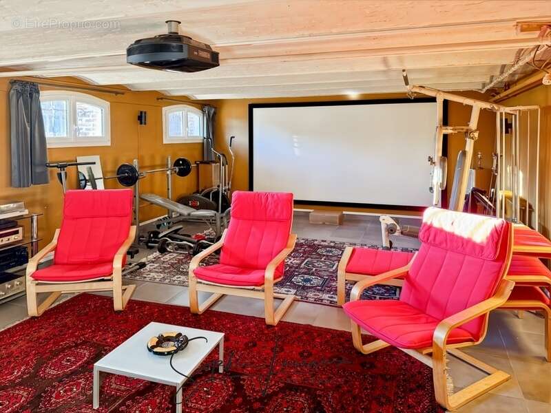 Demeure de caractère à vendre à Bézu-Saint-Éloi – 9 pièces, 5 chambres, parc de près de 6 000 m² avec maison d'amis et espace bi - photo 18